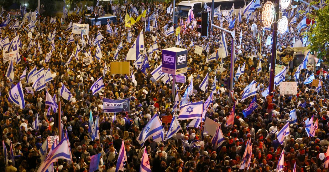 Right-Wing Israelis Come Out in Force to Support Judicial Overhaul