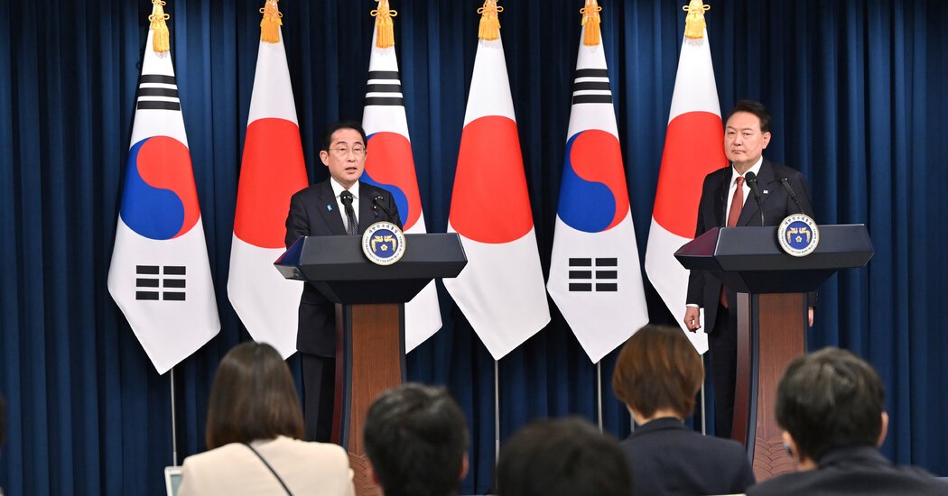 Your Monday Briefing: Kishida Visits Seoul