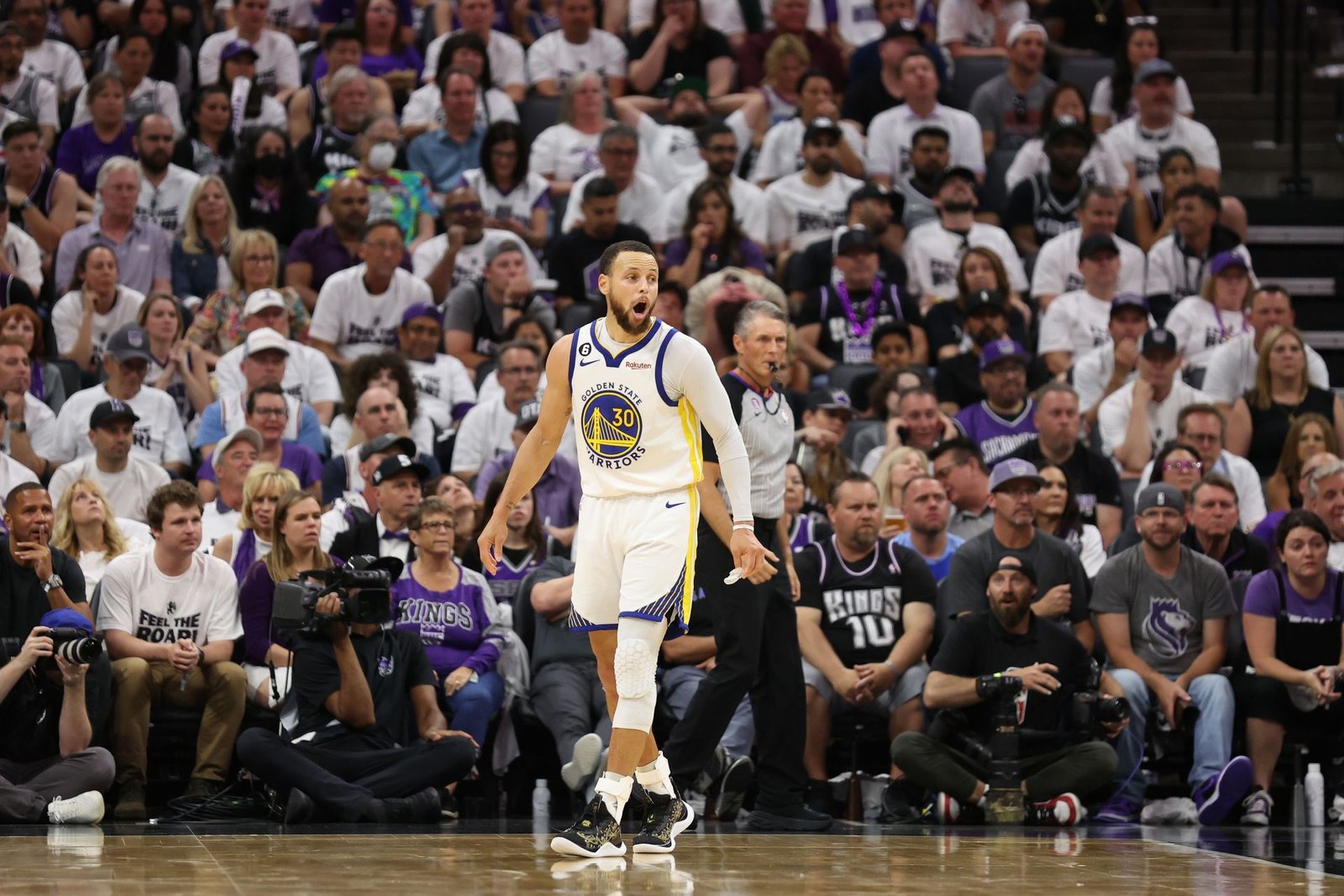 Golden State Warriors v Sacramento Kings - Game Seven