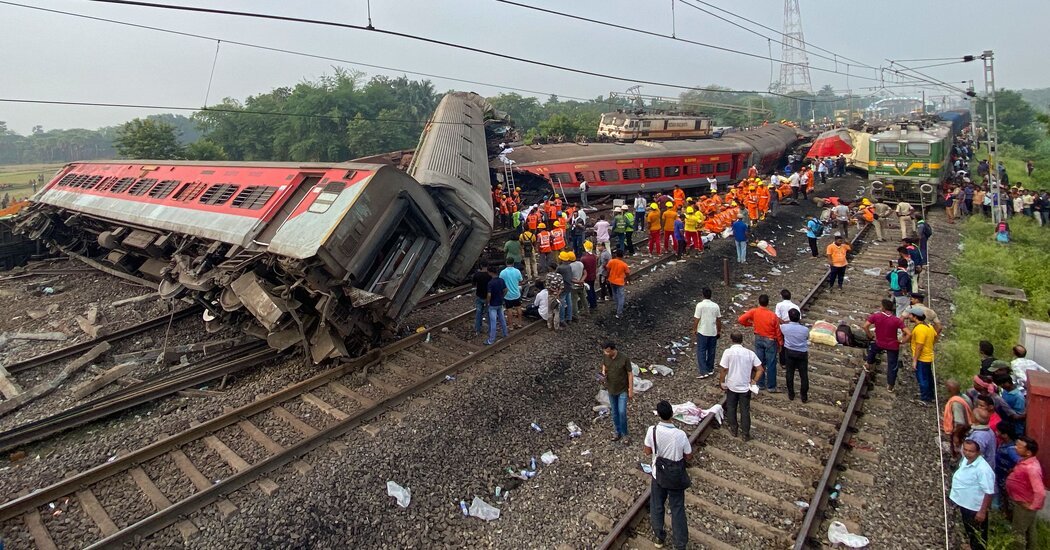 More Than 260 Dead and 900 Injured in Train Crash in India