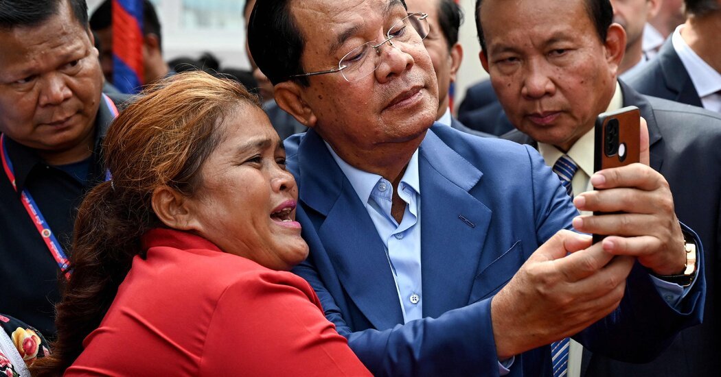 Cambodian Ruler’s Facebook Account Goes Dark After Spat with Meta