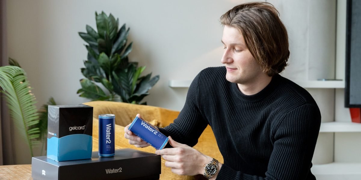 This Gen Z founder dropped out of college after just 2 weeks. His company was making 6 figures within months