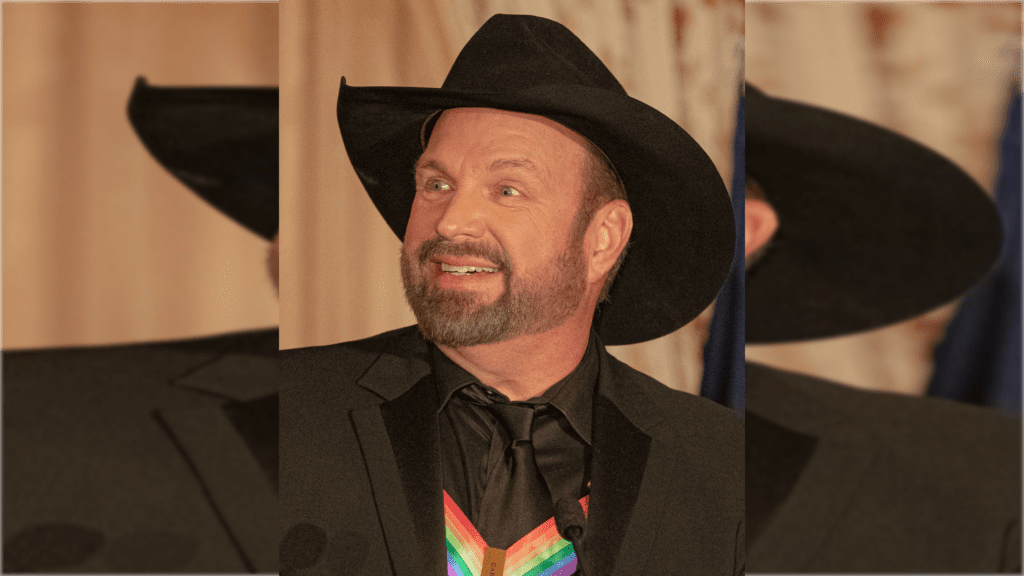 Country Legend Garth Brooks Sparks Controversy by Defending Bud Light Service at His New Bar - Suggests Boycott Supporters are "A**holes" | The Gateway Pundit | by Jim Hoft