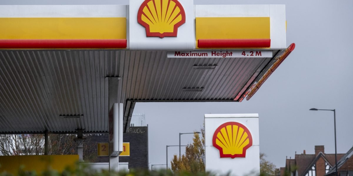 Shell edges out Volkswagen to top the list of companies bringing in the most revenue in Europe